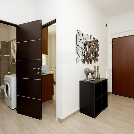 Policlinico Premium Διαμέρισμα *